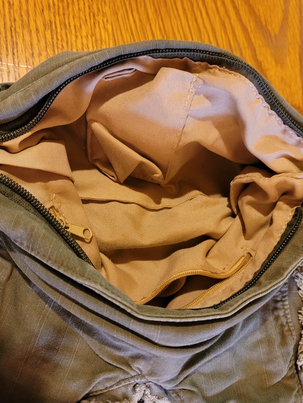 Vintage Y2K Olive Green Canvas Shoulder Bag with Patch Accents - Picture 6 of 8